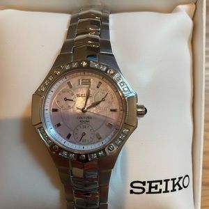 Seiko Women Watch Pink Face Silver